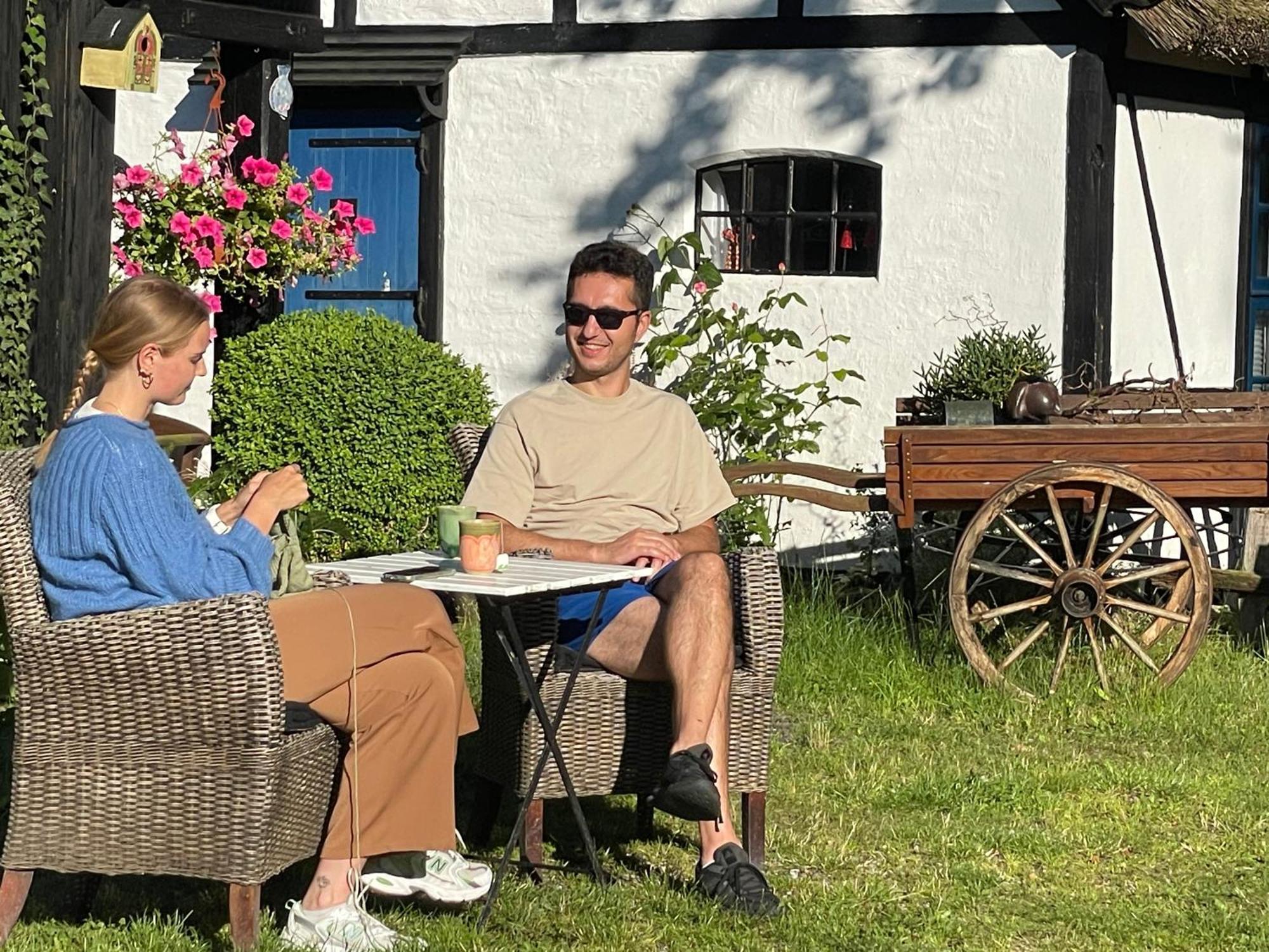 Vaerelser I Historisk Hus Med Sjael Og Atmosfaere Helsinge Exterior photo
